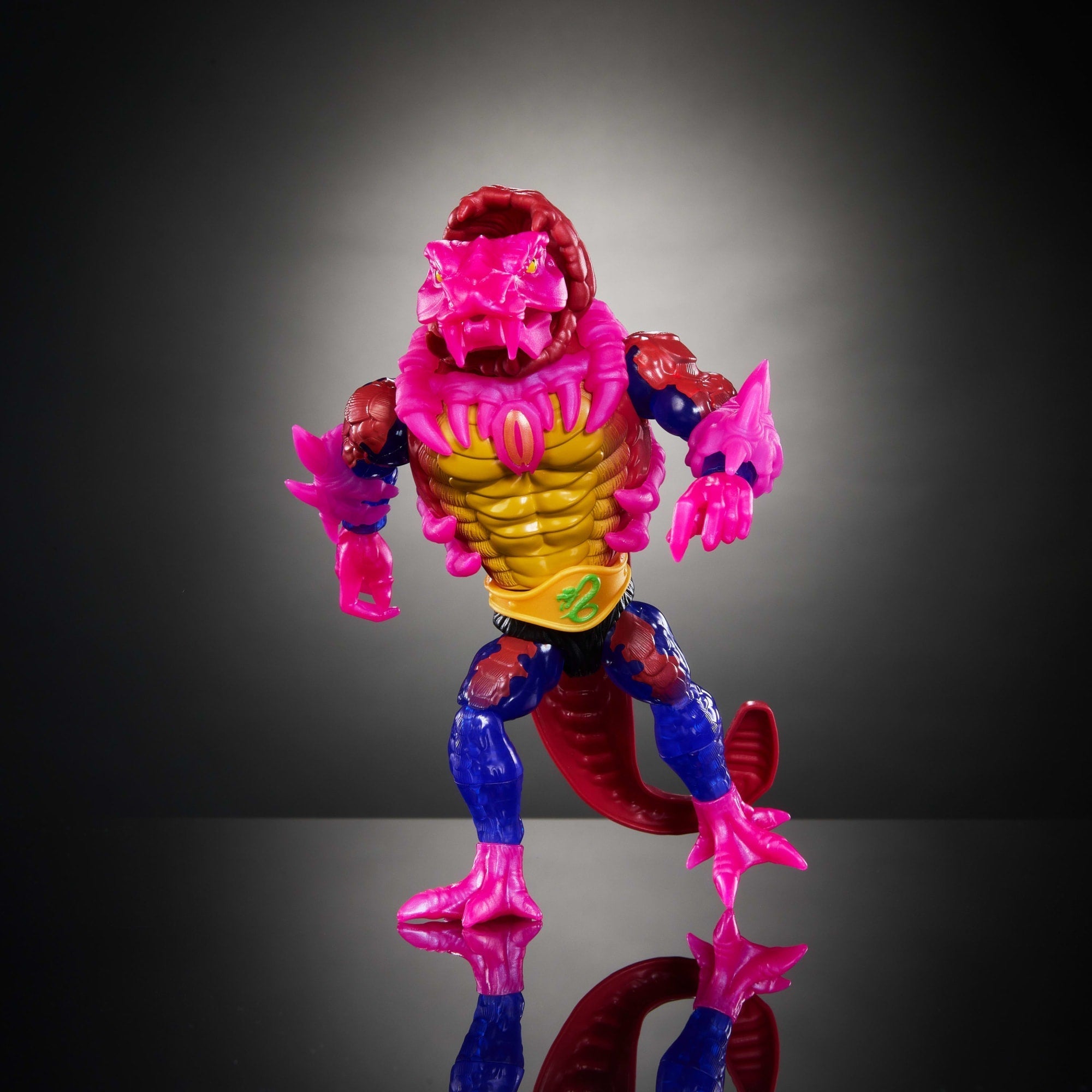 Masters of the Universe Turtles of Grayskull Figura de Acción Rattlor de 5.5 pulgadas