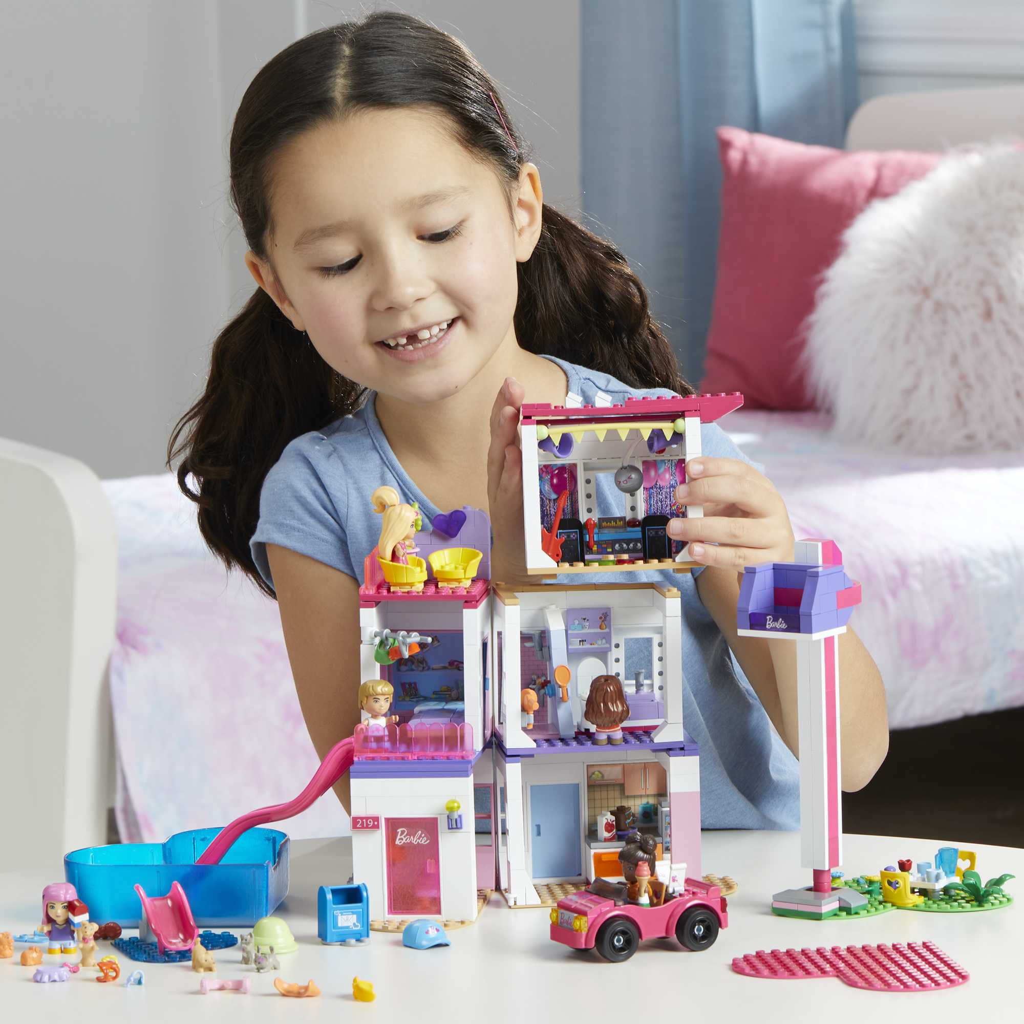 MEGA Barbie Dreamhouse