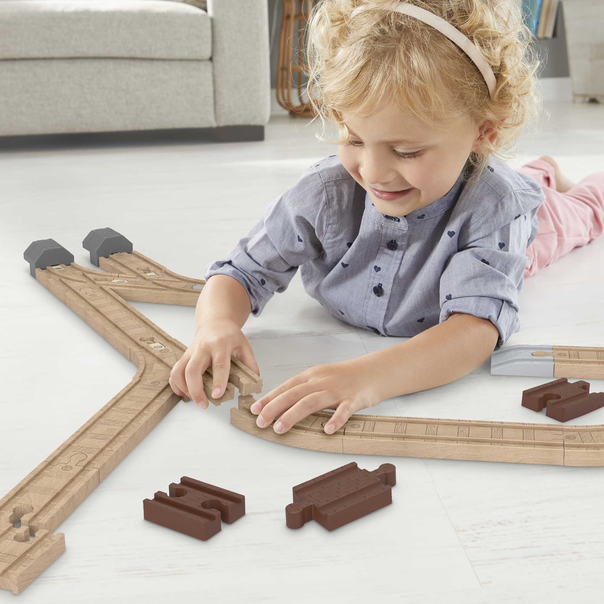 Fisher-Price Thomas et ses Amis Piste en Bois Coffret D’Extension de Piste Clackety Track